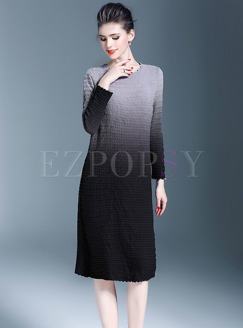 Color-blocked O-neck Long Sleeve Pleated Loose Dress
