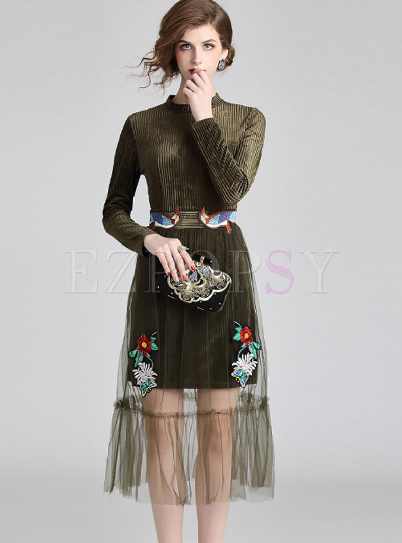 Standing Collar Embroidered Mesh Splicing Velvet Dress