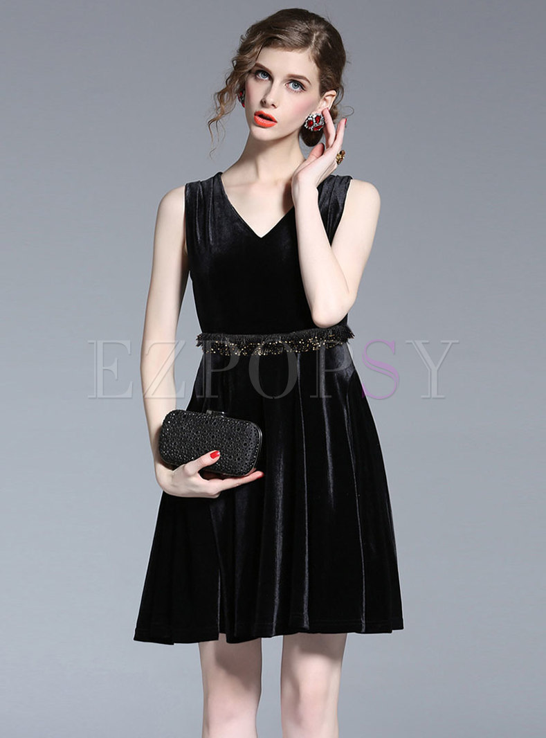 Trendy Black Pleuche V-neck Sleeveless High Waist Slim Dress