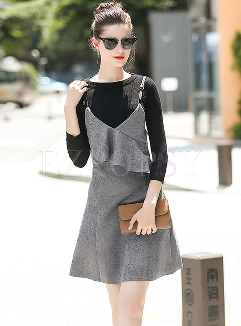 Fashion Brief Black Sweater & Strap Mini Knitted Dress