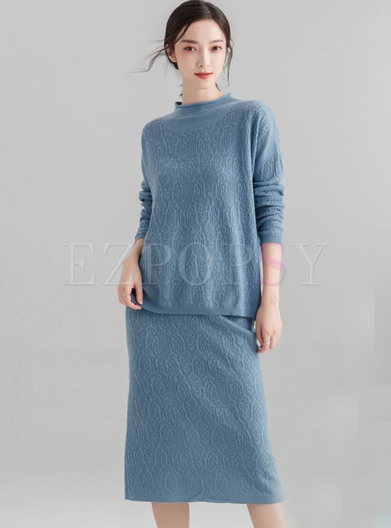Pure Color Loose Knitted Top & Elastic Waist Slit Skirt