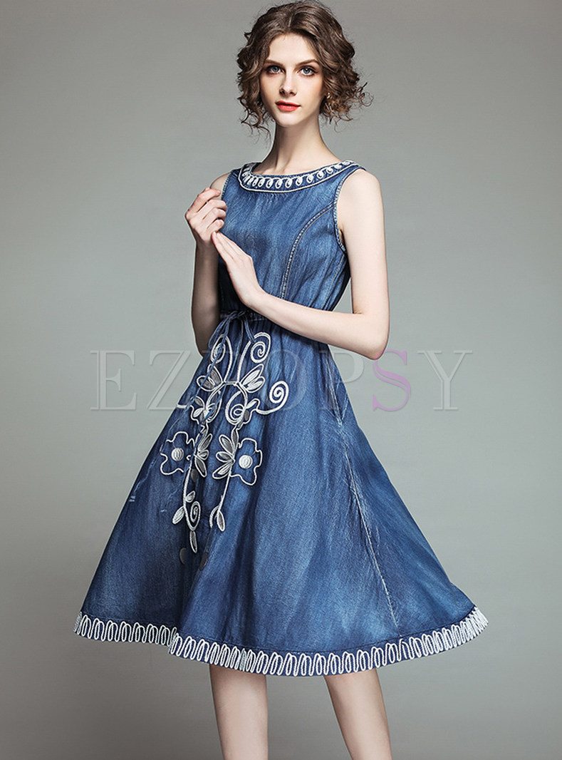 Dresses | Skater Dresses | O-neck Sleeveless Tie-waist Embroidered Dress