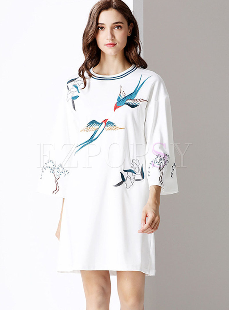 Autumn White Crew-neck Embroidered Dress