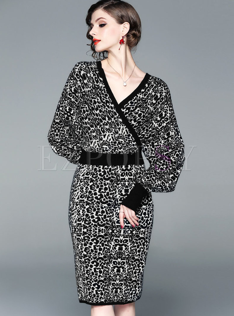Sexy V-neck Lantern Sleeve Leopard Knitted Bodycon Dress