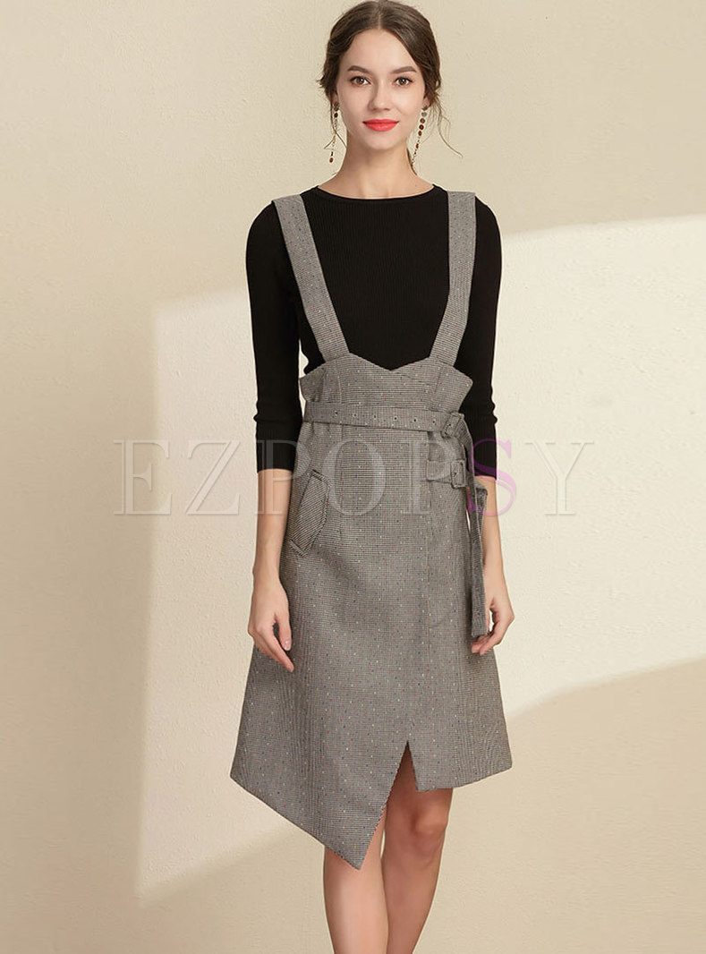 Black O-neck Slim Sweater & Grid Asymmetric Suspender Skirt