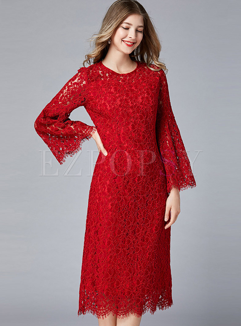 Elegant O-neck Flare Sleeve Plus Size Lace Dress