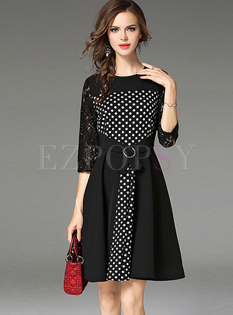 O-neck Hollow Out Lace Three Quarters Sleeve Skater Dress