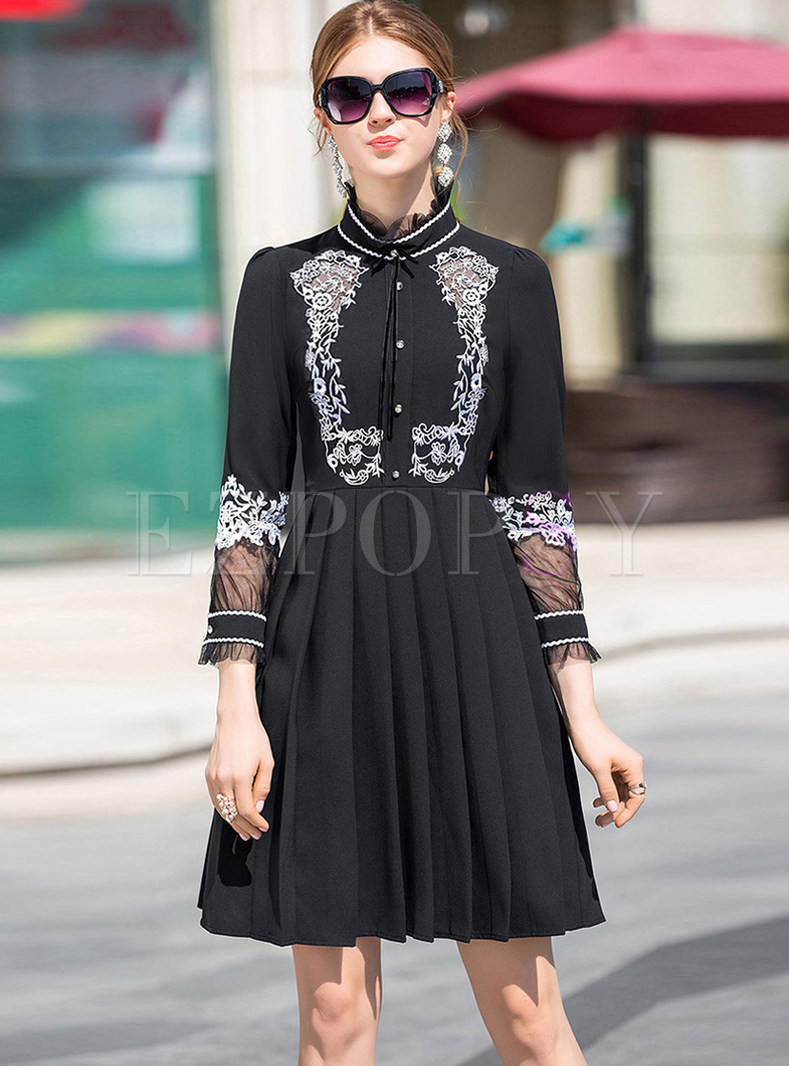 Fashion Hollow Out Embroidered Pleated Skater Dress