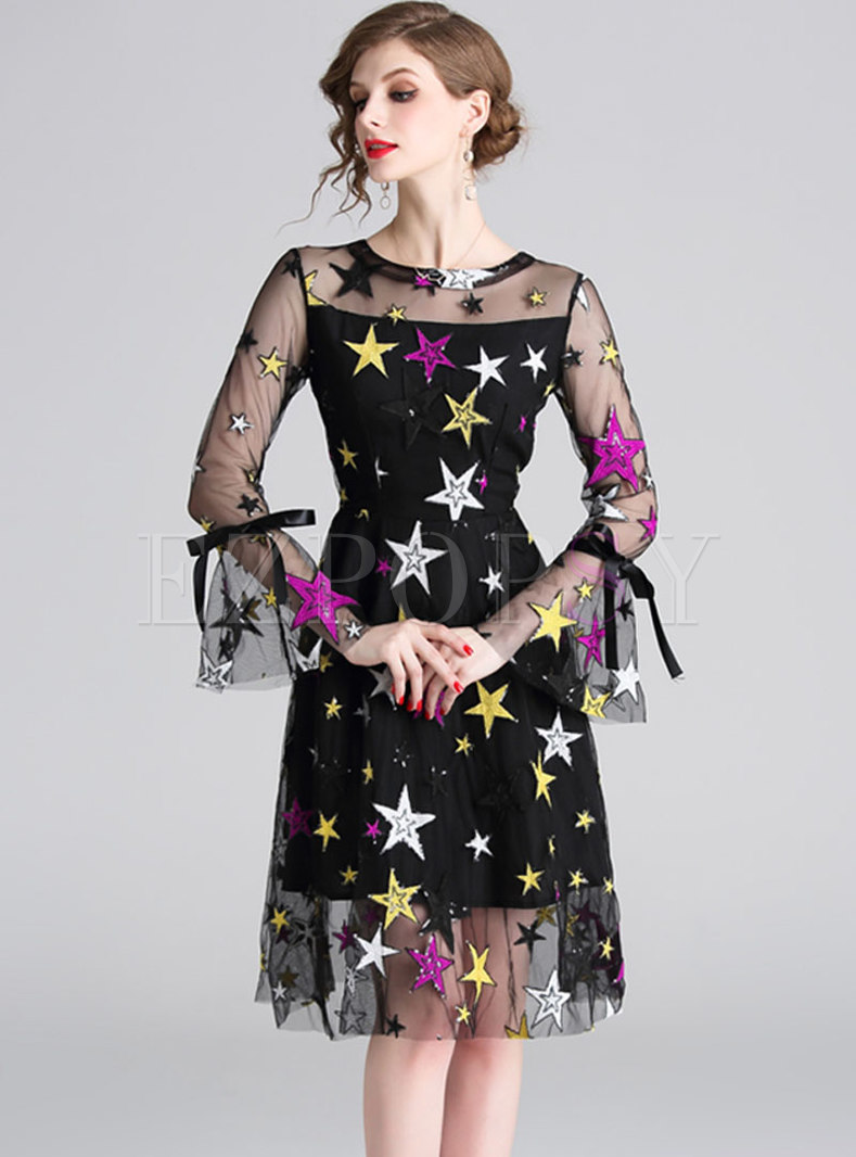 Fashion O-neck Sequined Embroidery Skater Dress