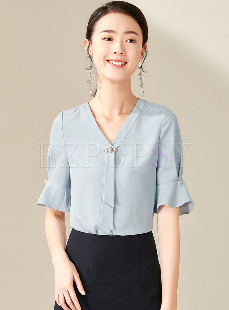 Chic Solid Color V-neck Flare Sleeve Blouse