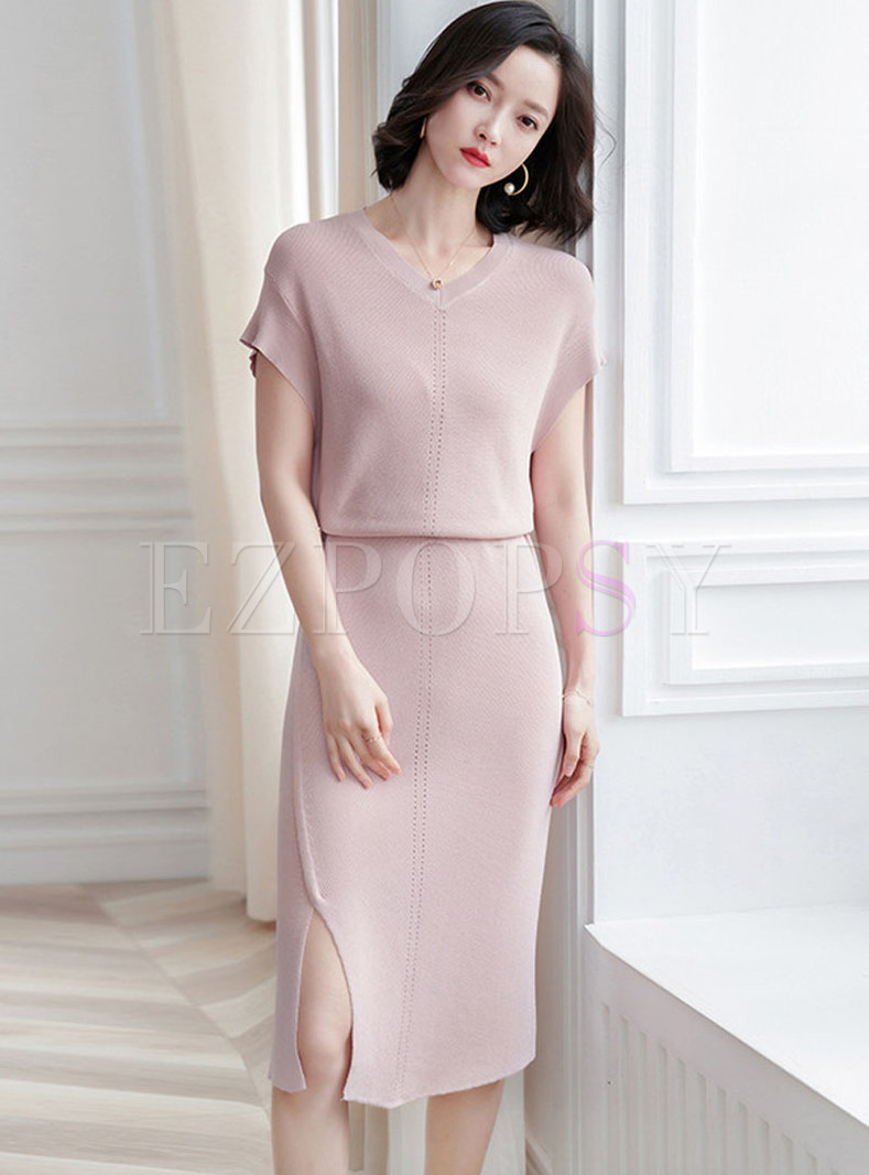 Brief Pink V-neck Split Knitted Dress