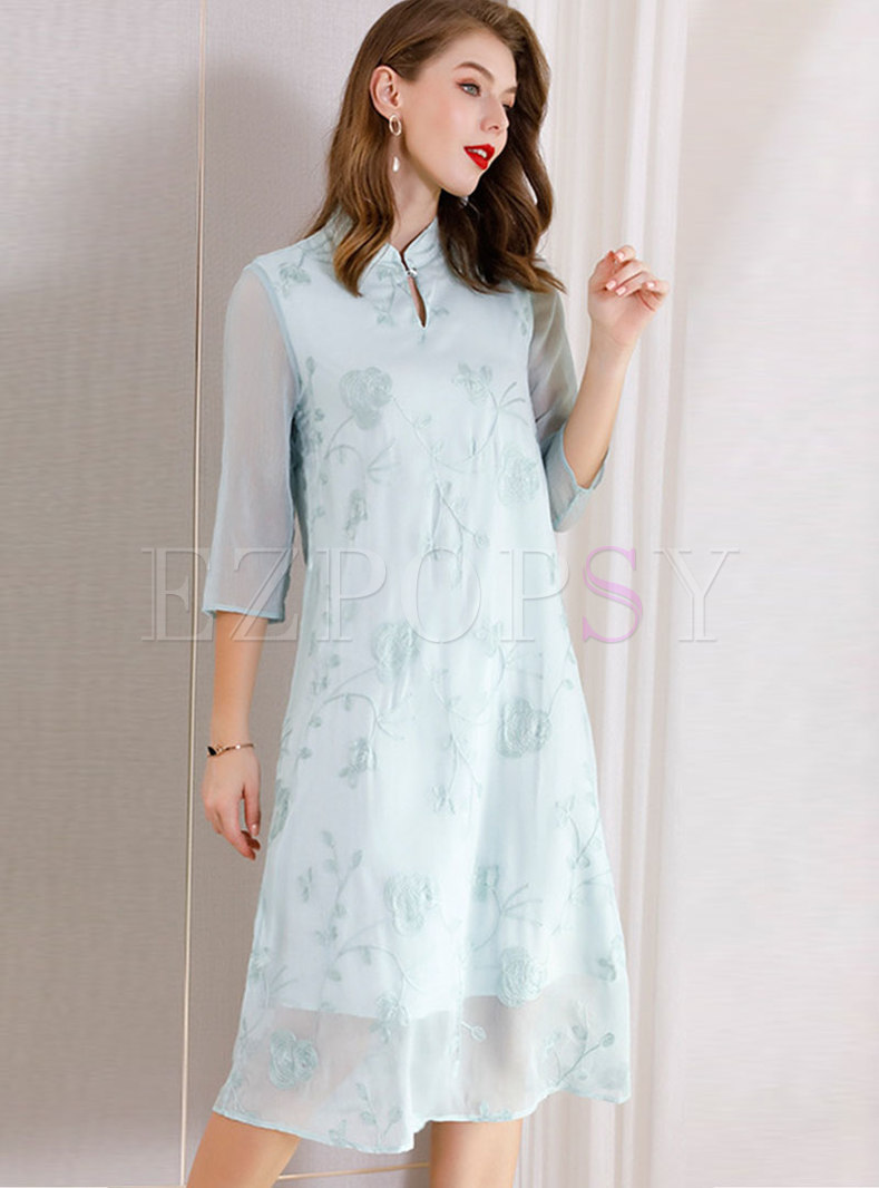 Vintage Embroidered Stand Collar Loose Dress