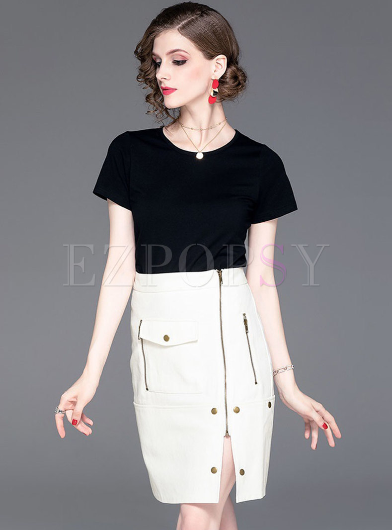 Letter Embroidered Loose T-shirt & Single-breasted Mini Skirt