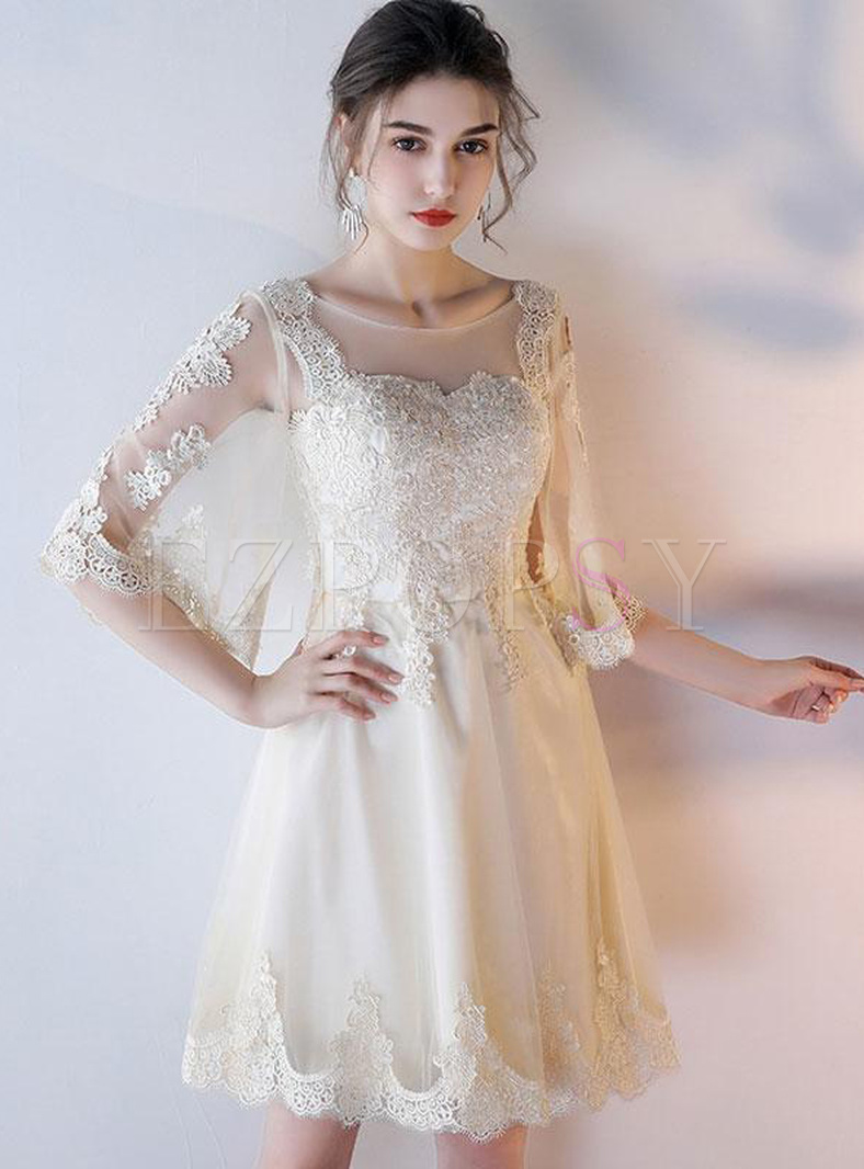 Lace Hollow Out Contrast O-Neck Half Sleeves Homecoming Dresses