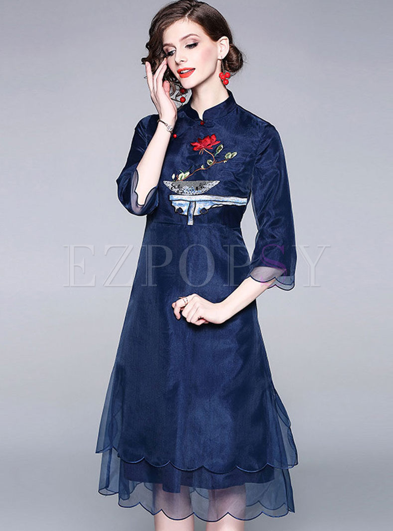 Retro Mandarin Collar Embroidered Dress