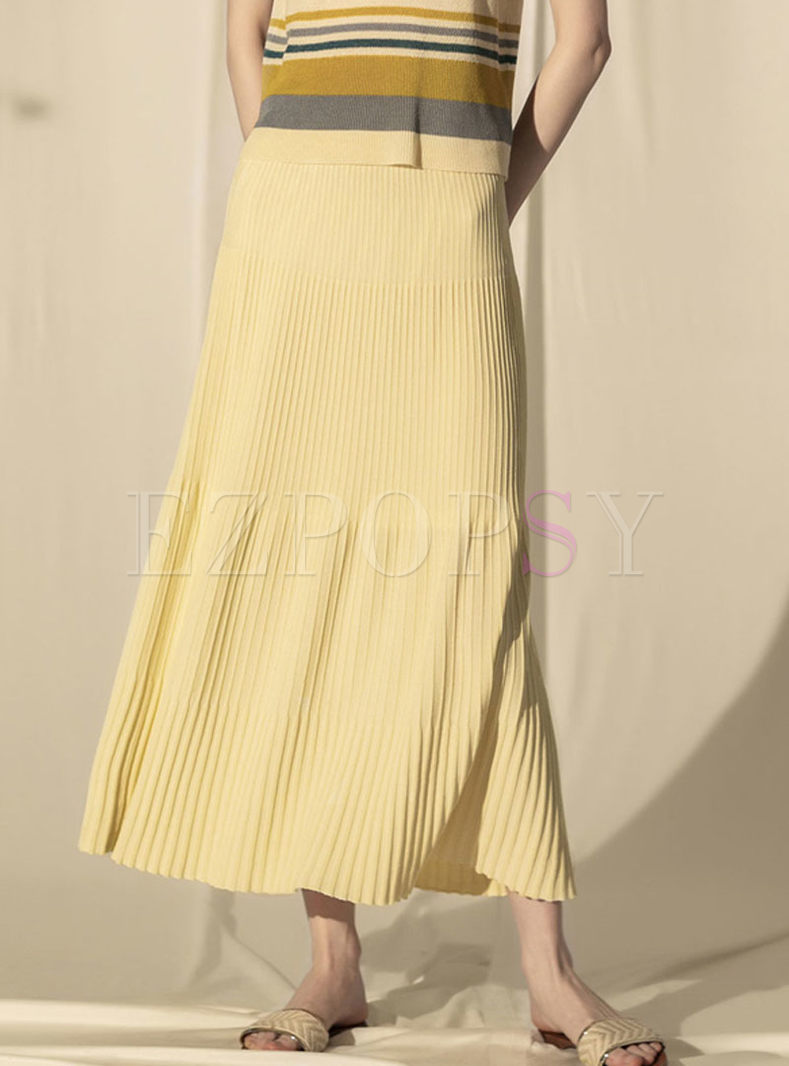 Solid Color Pleated Sweater Skirt