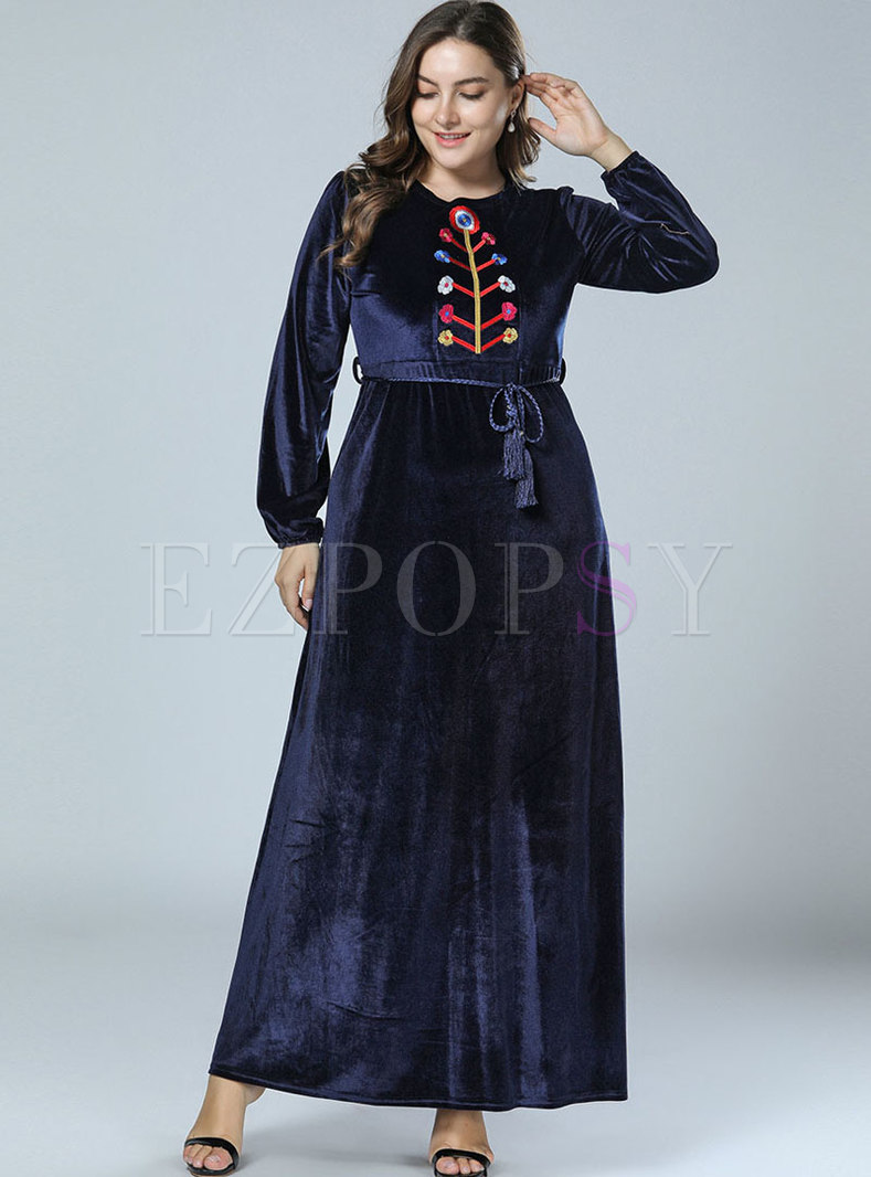 Crew Neck Embroidered High Waisted Maxi Dress