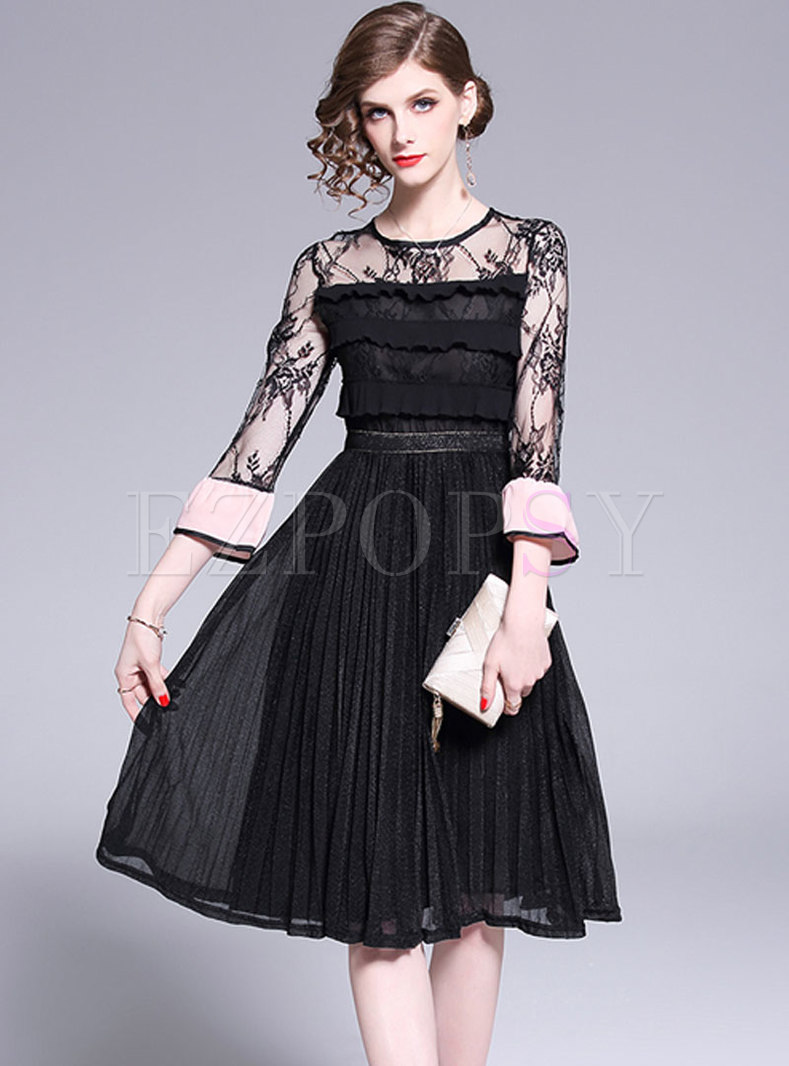 Flare Sleeve Lace Patchwork Pleated Skater Dress