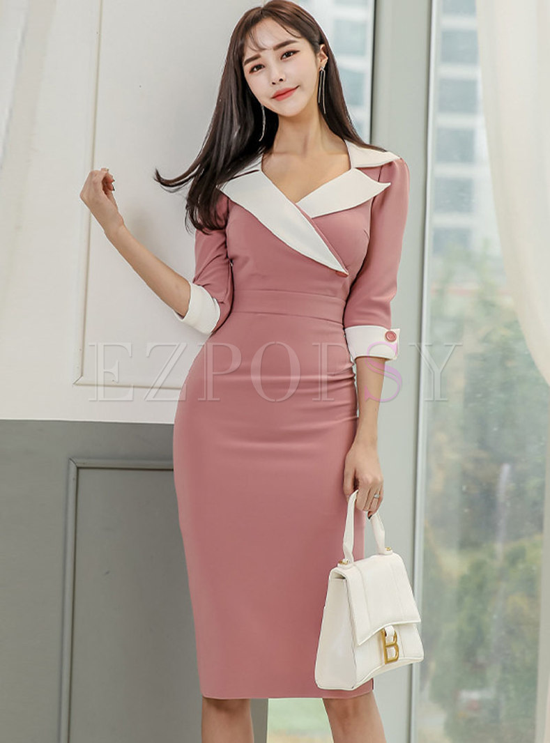 Color-blocked Notched Bodycon Knee-length Dress