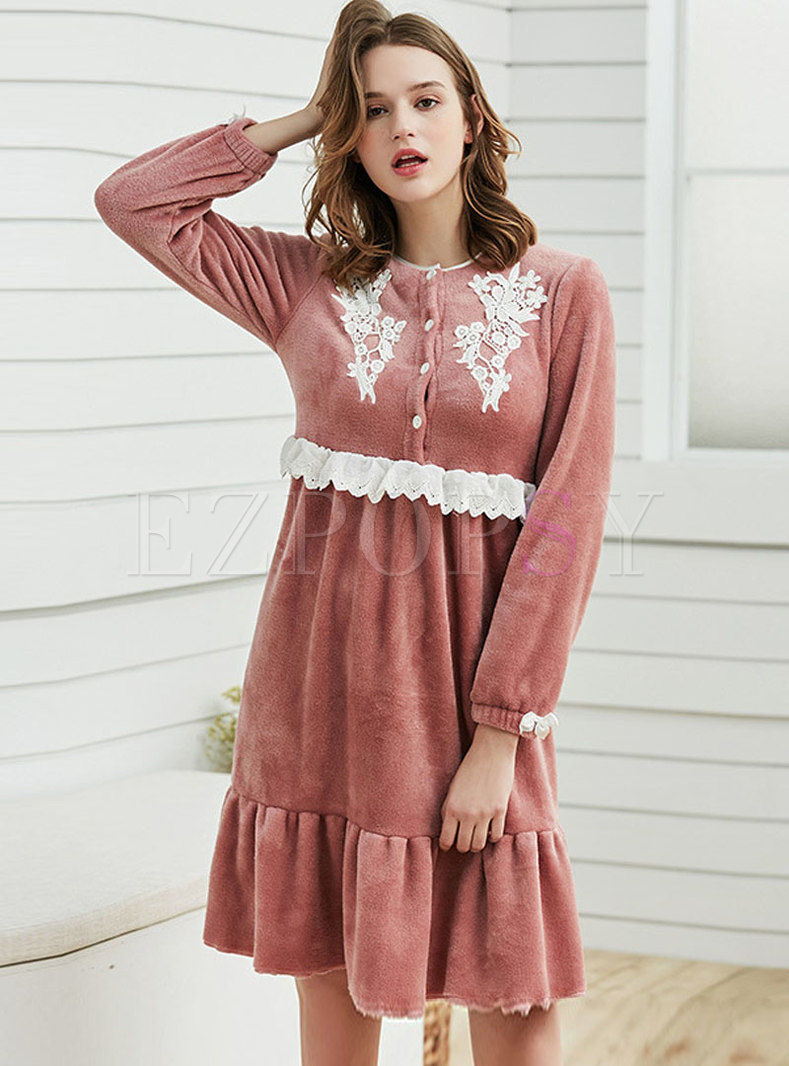 Coral Fleece Patchwork Lace Loose Nightdress