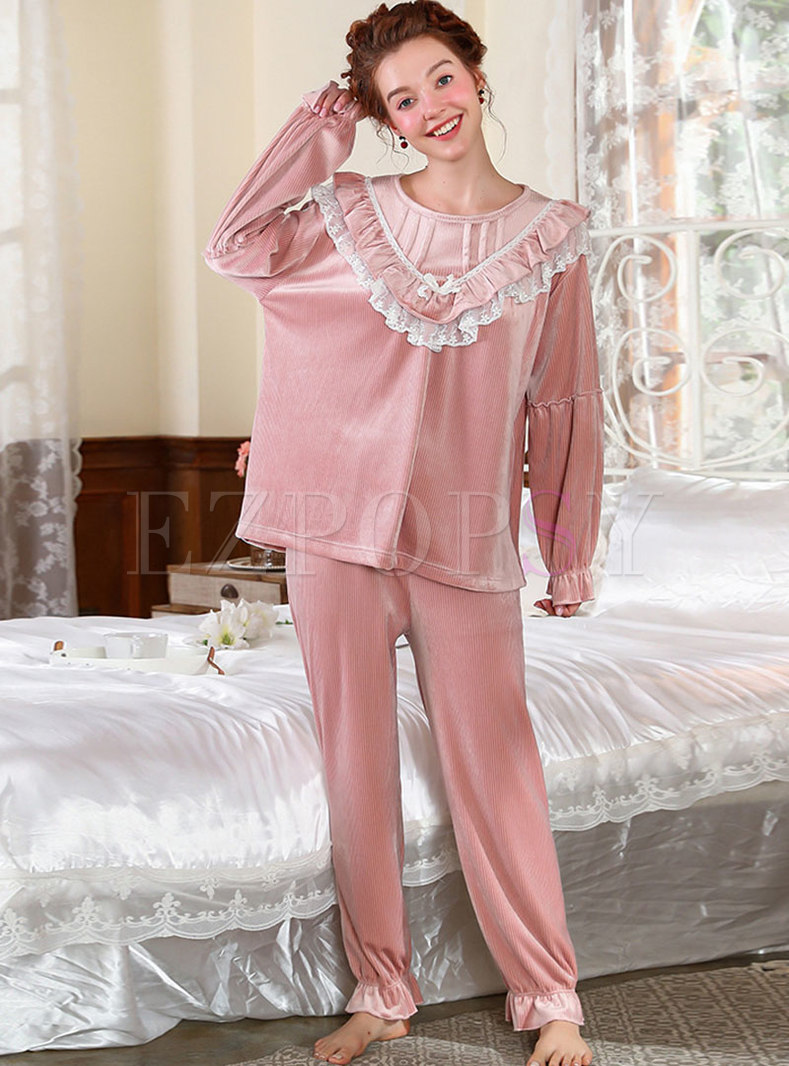 Lace Patchwork Ruffle Velvet Pajama Set