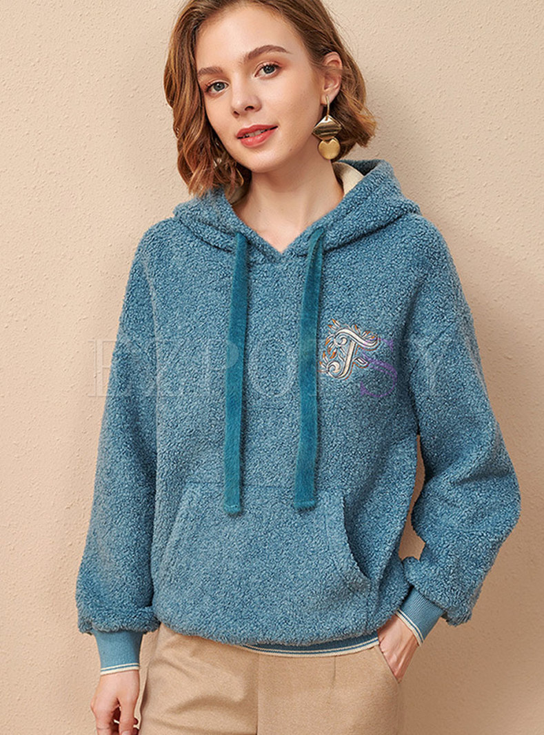 Embroidered Loose Lambswool Pullover Hoodie