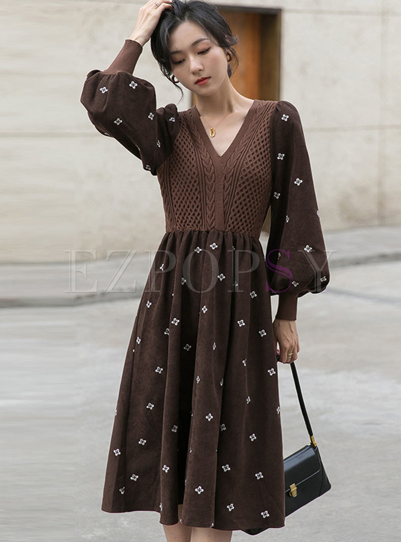 V-neck Knitted Patchwork Embroidered Midi Dress