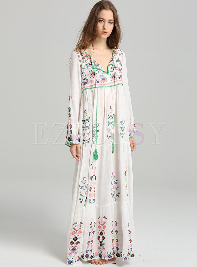 Boho Scoop Neck Embroidered Shift Maxi Dress