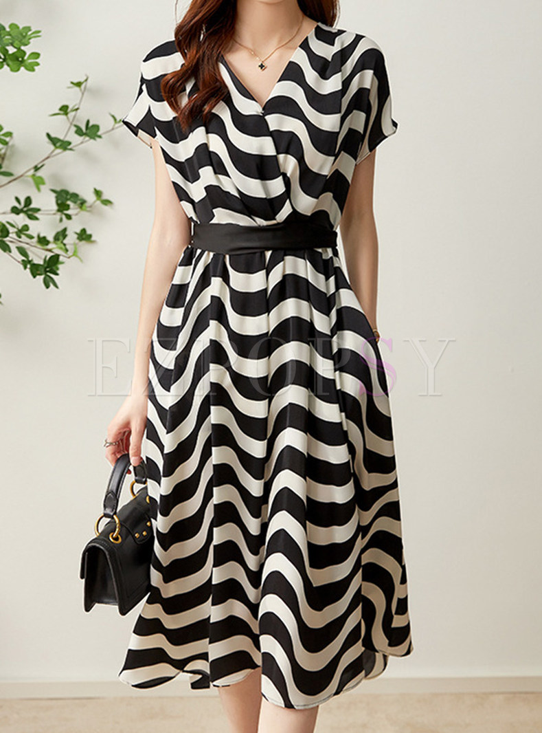 Striped High Waisted Pegged Shoulder Casual Dresses