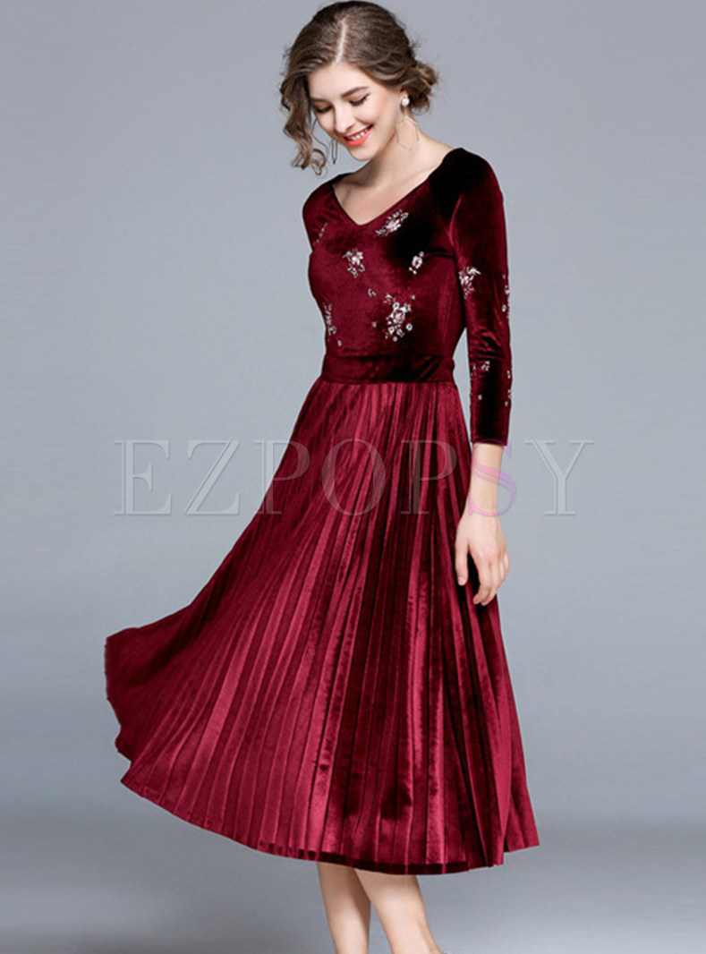 Dresses | Skater Dresses | V-Neck Embroidered Velvet Cocktail Dresses