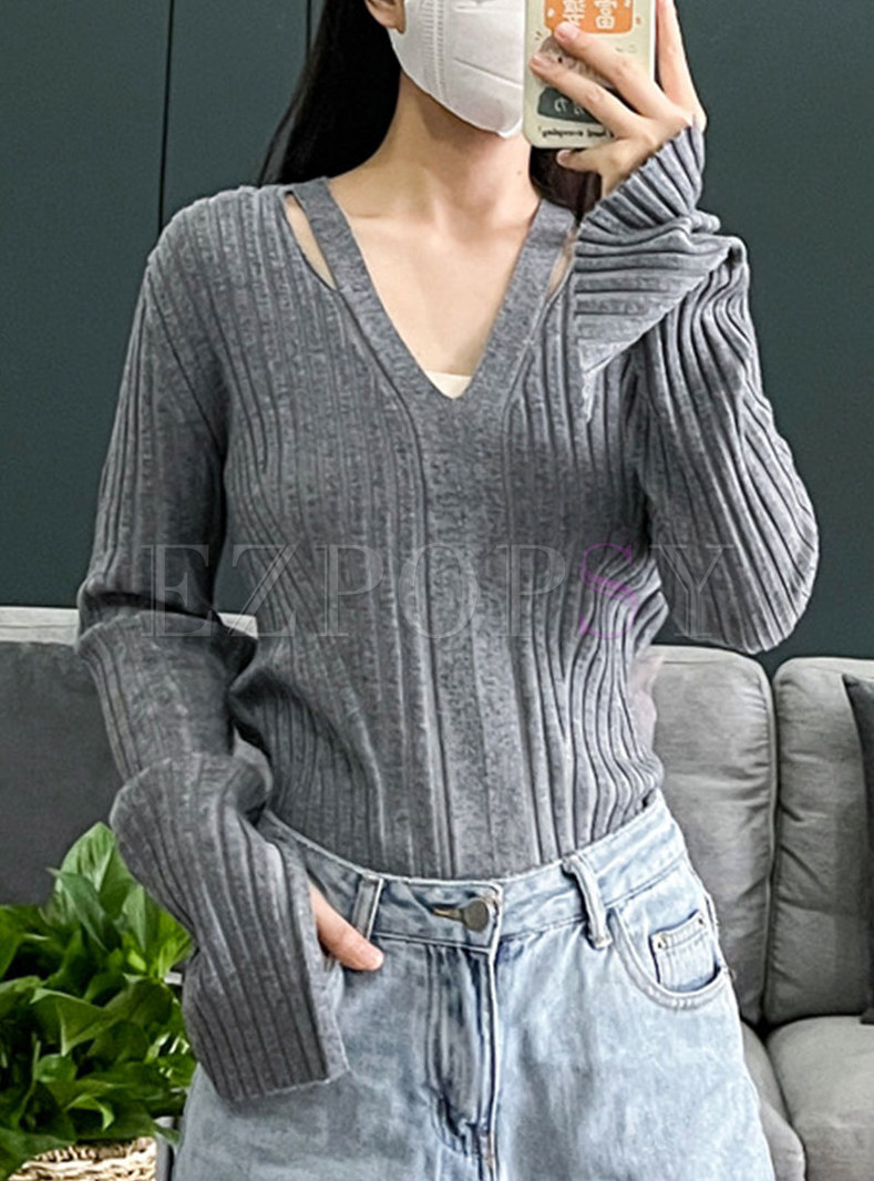 Women's V-Neck Long Sleeve Grey Knit Top