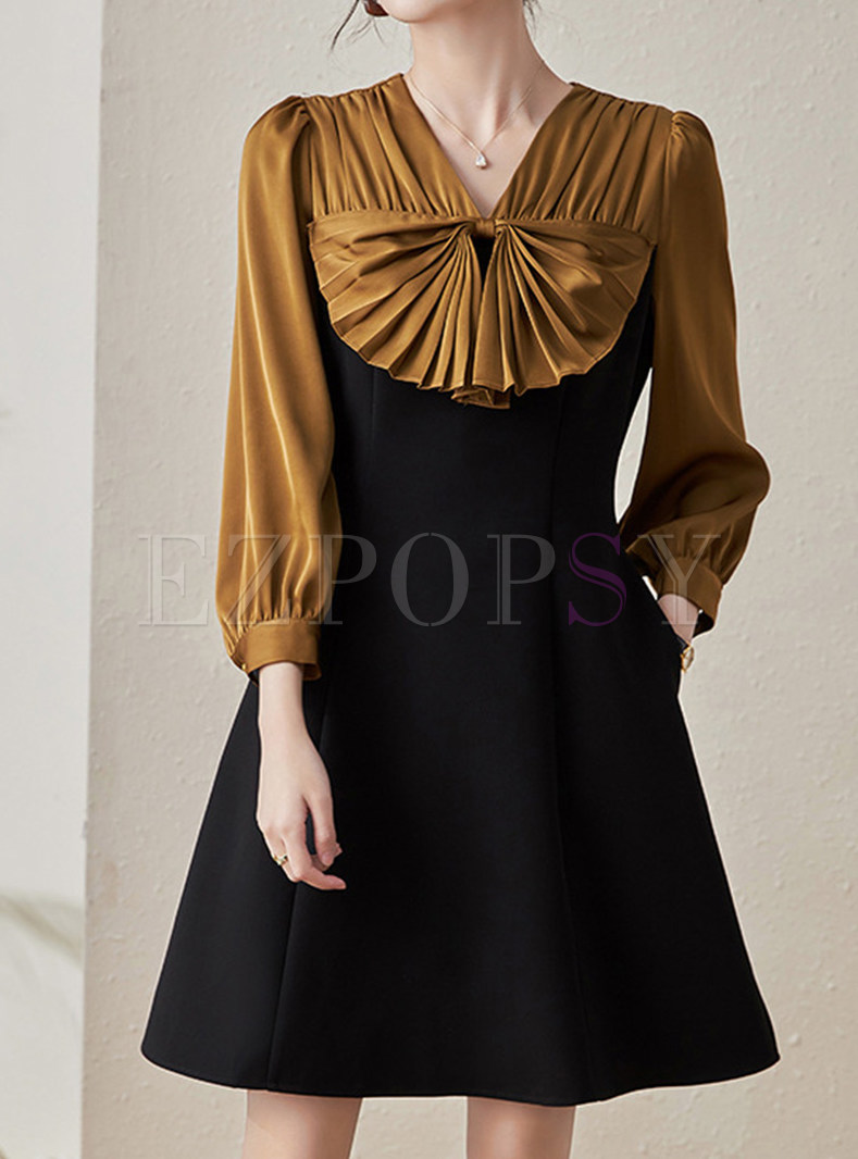 V-Neck Pleated Bowknot Contrasting Cocktail Dresses