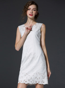 Embroidery Sleeveless Bodycon Dress