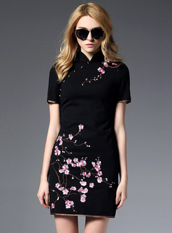 Stand Collar Embroidery Slim Dress