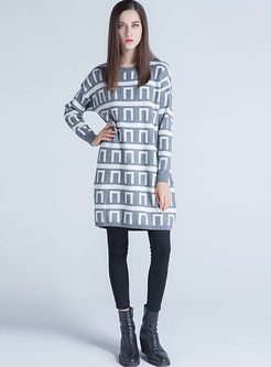 Loose Geometric Print Knitted Sweater