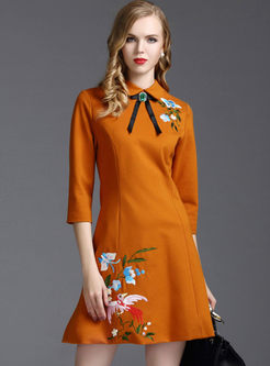Vintage Embroidery Bead Lapel Knitted Dress