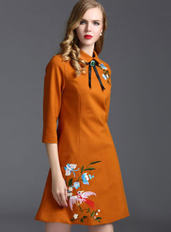 Vintage Embroidery Bead Lapel Knitted Dress