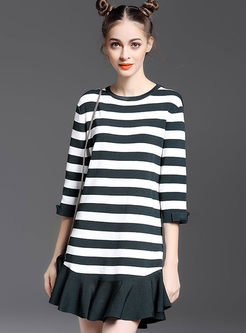 Casual Color-Matched Stripe Falbala Hem T-Shirt Dress
