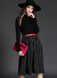 Fashion Pure Color Sweater & Grid Skirt Suits