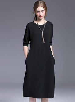 Black Oversize Elastic Knitted Dress