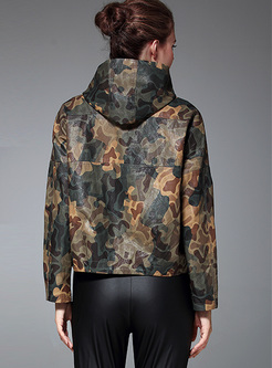 Chic Camouflage Pattern Hooded Short Coat