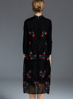Ethnic Stand Collar Embroidered Shift Dress