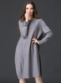 Loose O-neck Long Sleeve Knitted Dress