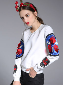 Casual Embroidered O-neck Hit Color Hoodies