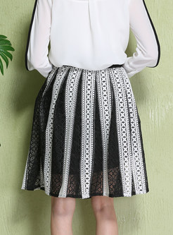Stylish Hit Color Lace Patchwork Skirt