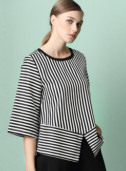 Oversized Monochrome Stripe Pullover T-shirt