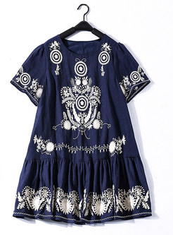 Ethnic Embroidery O-neck T-Shirt