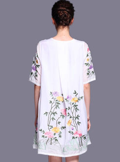 Elegant V-neck Floral Embroidery Shift Dress