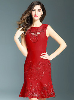 Sexy Hollow Sleeveless Lace Slim Solid Color Bodycon Dress