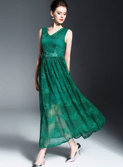 Elegant V-neck Lace Embroidery Maxi Dress